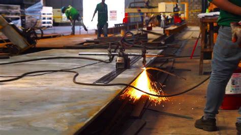 at a fabrication plant a hot metal|Problem 49 At a fabrication plant, a hot me [FREE SOLUTION] .